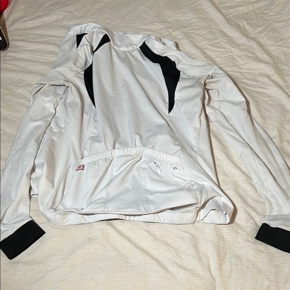 Specialized Women's White Ski Jacket with Black Accents - Picture 4 of 4